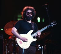 Jerry-Garcia-wikipedia.jpg